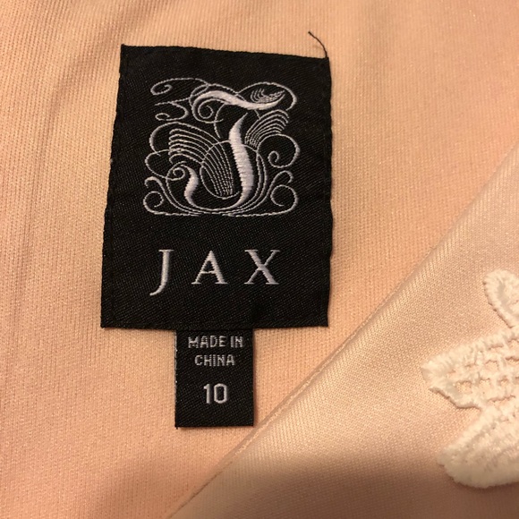 JAX lace detail dress - Picture 2 of 3